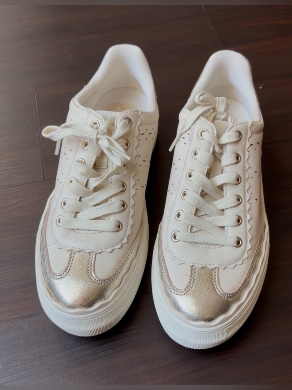 Vince Camuto Fashion sneakers